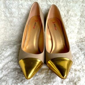 JustFab Gold Toe Pumps **BRAND NEW**
